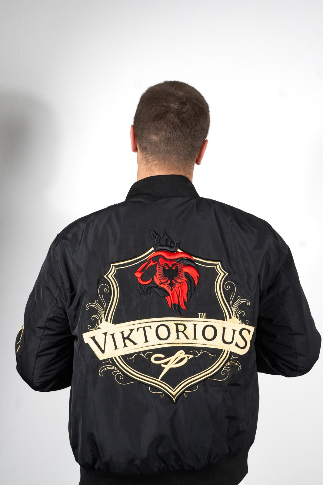Viktor-Orious Albania jacket — Albania4.png